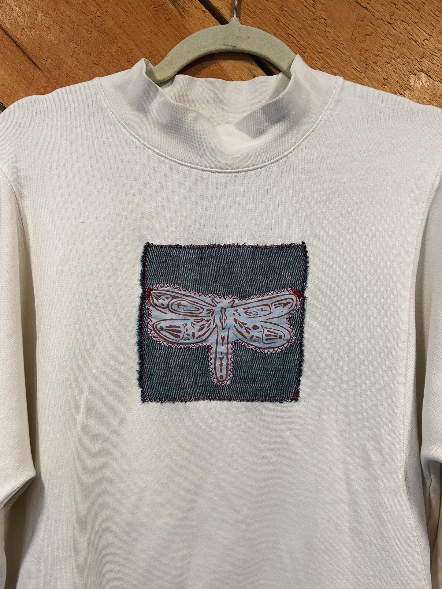 INDIGO WINGS BLOCKED SWEATSHIRT