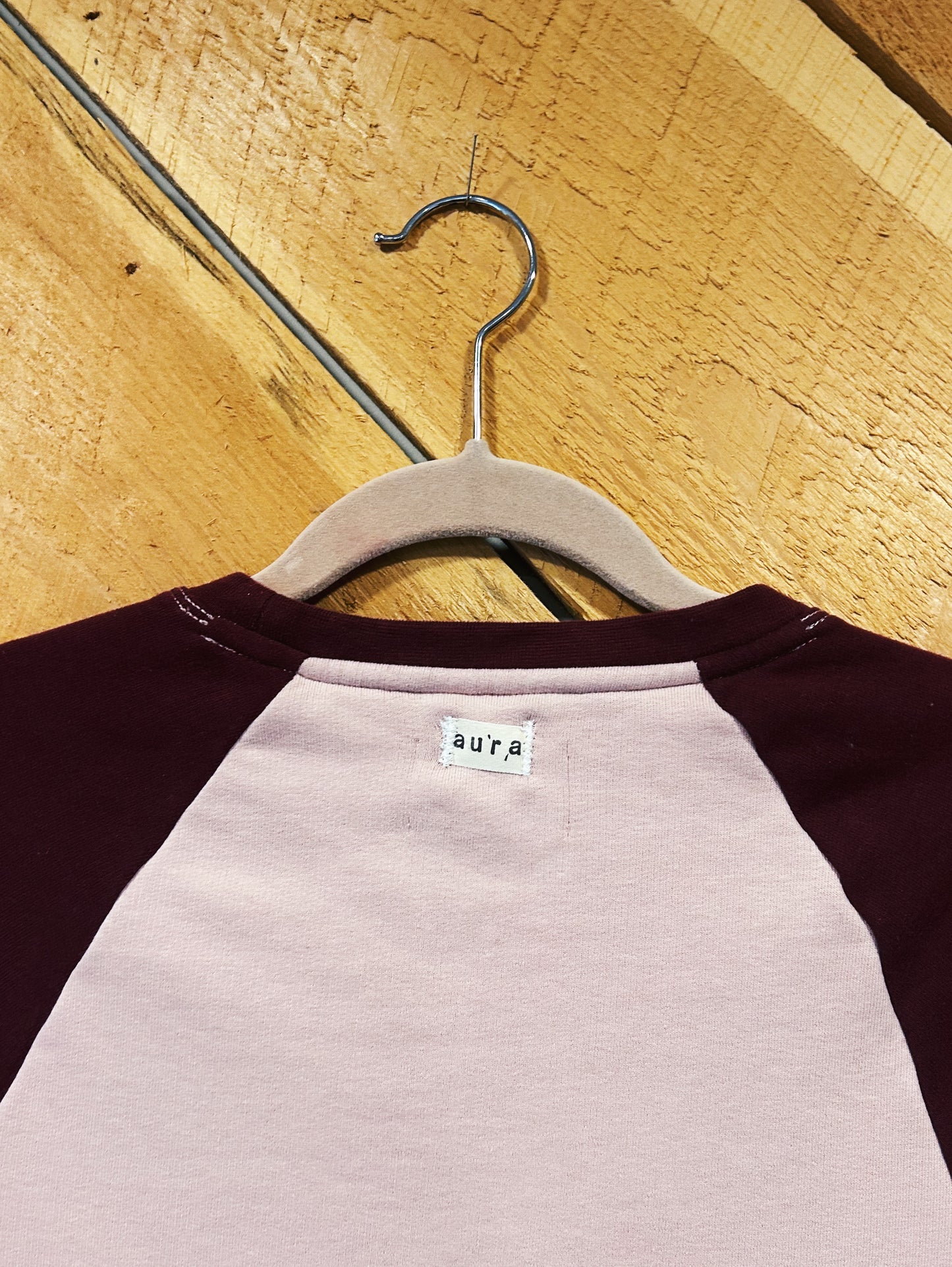 BEETLE BLOCKED TEE SWEATSHIRT
